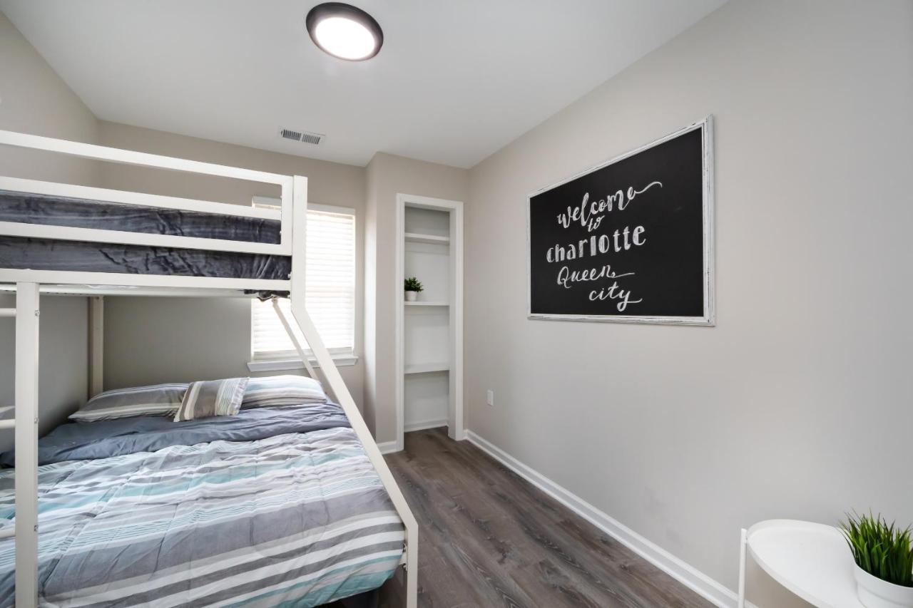 Brandnew Spacious 4 Bedroom House Minutes To Uptown 샬럿 외부 사진